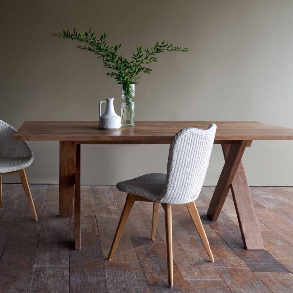 teak dining table